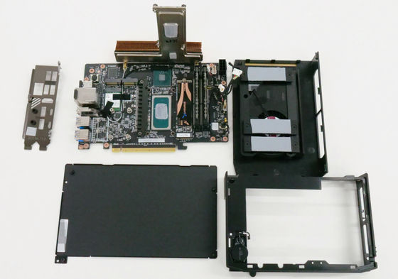 Intelのゲーマー向け超小型ベアボーンキット「NUC 11 Extreme Kit