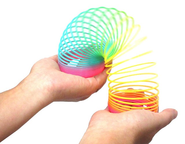 画像 自力で階段をうねうね下るぞ レインボースプリング 覚えていますか このおもちゃ 1 2 ライブドアニュース