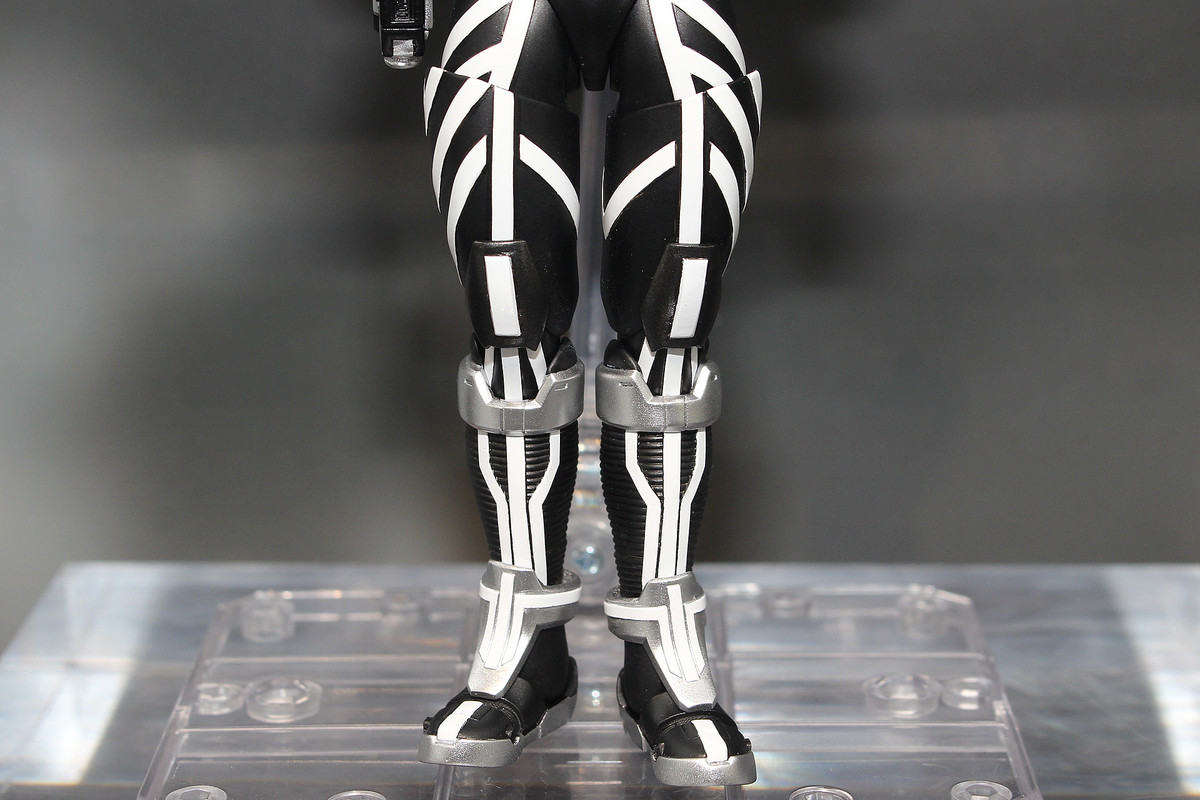 仮面ライダー555」の3人目のライダー、「S.H.Figuarts（真骨彫製法