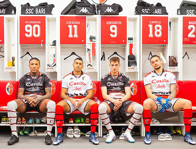 懐かしの“アレ”を描く！バーリ、ファッションブランドとの「コラボ