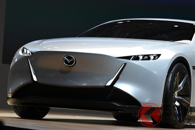 マツダの4ドアクロスオーバークーペ「MAZDA VISION X-COUPE」とは