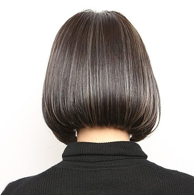 ボブヘアとはどんな髪型 定番おしゃれなヘアスタイルを解剖 Peachy ライブドアニュース