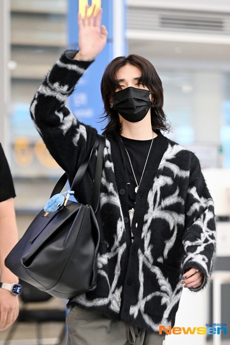 PHOTO】Stray Kids ヒョンジン、海外スケジュールを終えてイタリアから