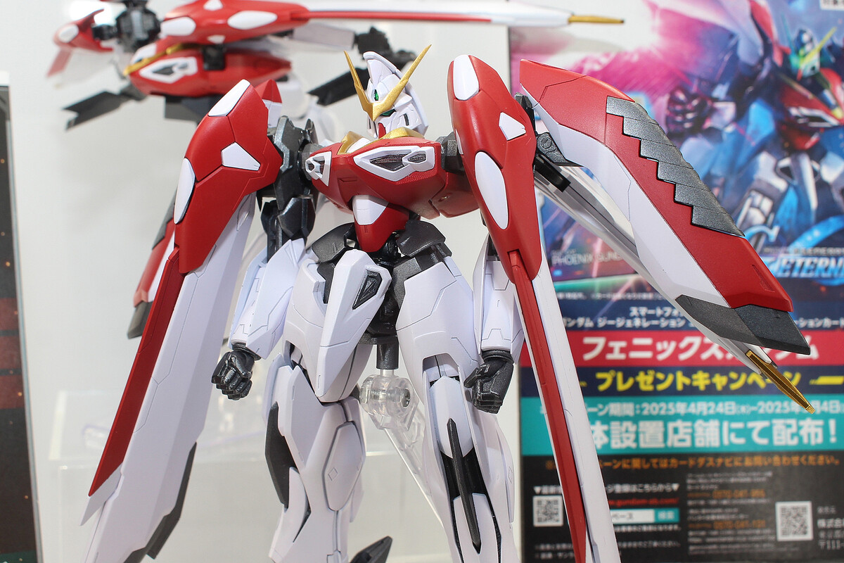 不死鳥”の名を冠する「ジージェネ」のオリジナル機体「フェニックス