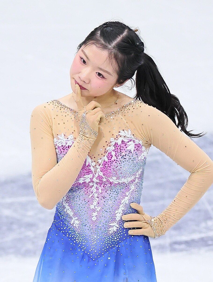 　演技を終え首をかしげる中井亜美＝１９日