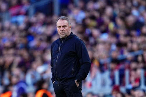 バルセロナを率いるフリック監督 ジローナ戦での巻き返しを選手に求める