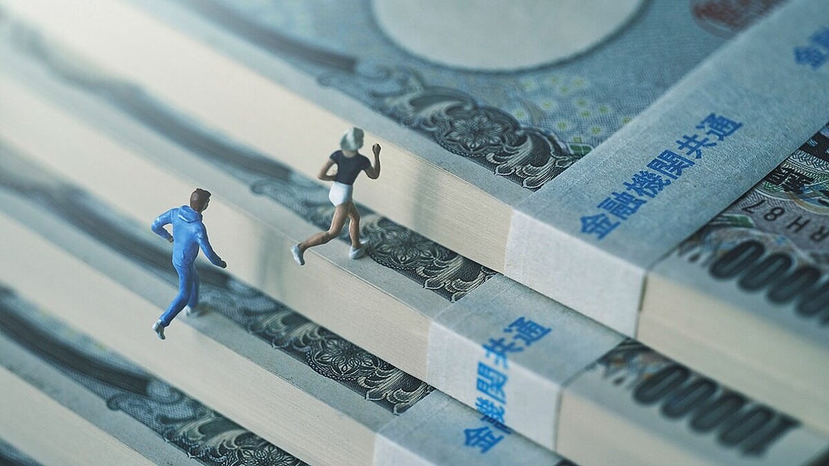 米ダウ平均は40年で3380%成長も…日経平均は246%成長にとどまる。日本人が「現金」を信じ続けて失った“莫大な富” - ライブドアニュース