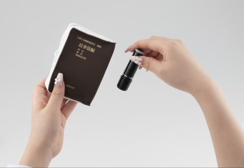 発売情報流出…「六法全書」がカプセルトイで登場に法曹関係者も「ほしい」