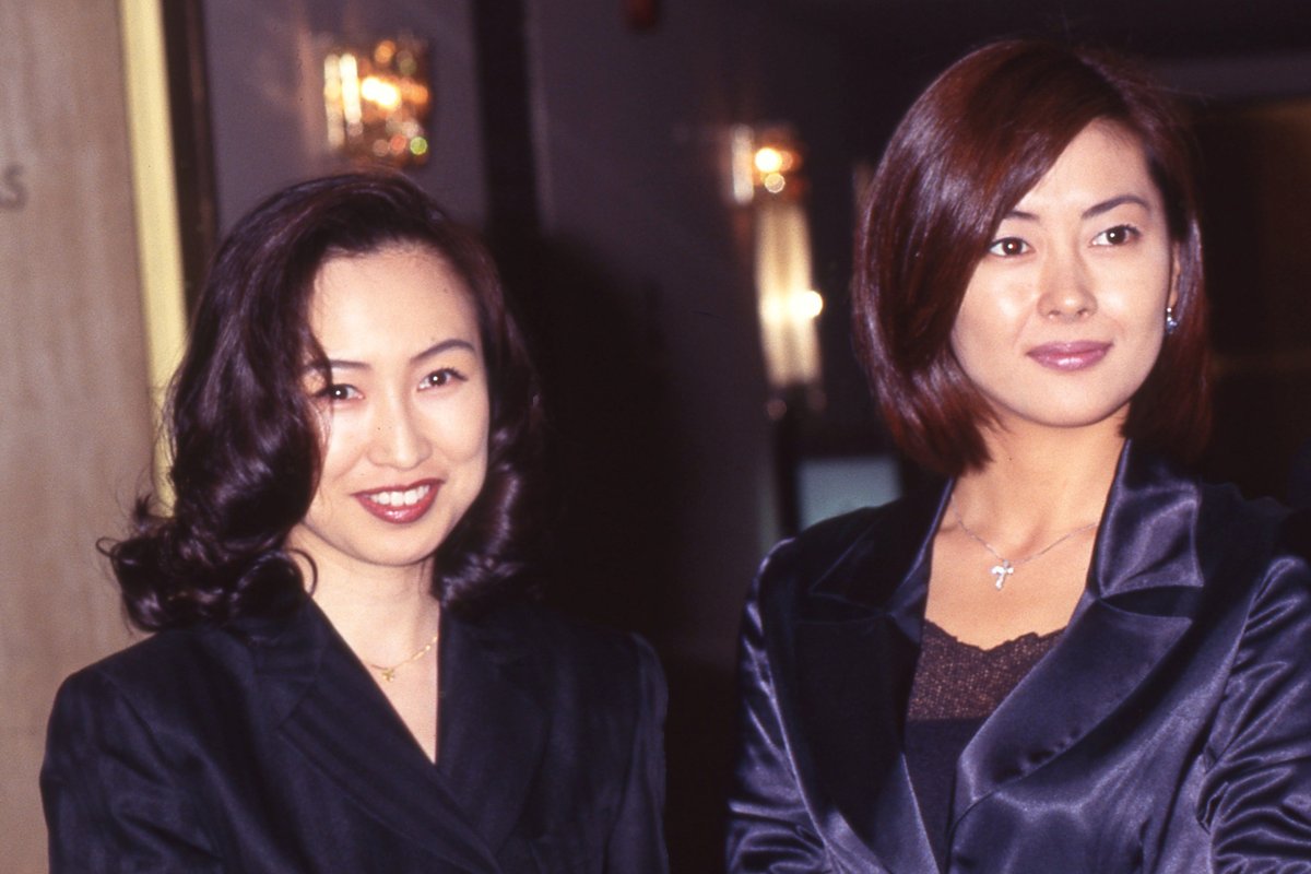  1996年、レコード会社社員の結婚披露宴に一緒に出席した森口さんと美穂さん（写真：本誌写真部） 