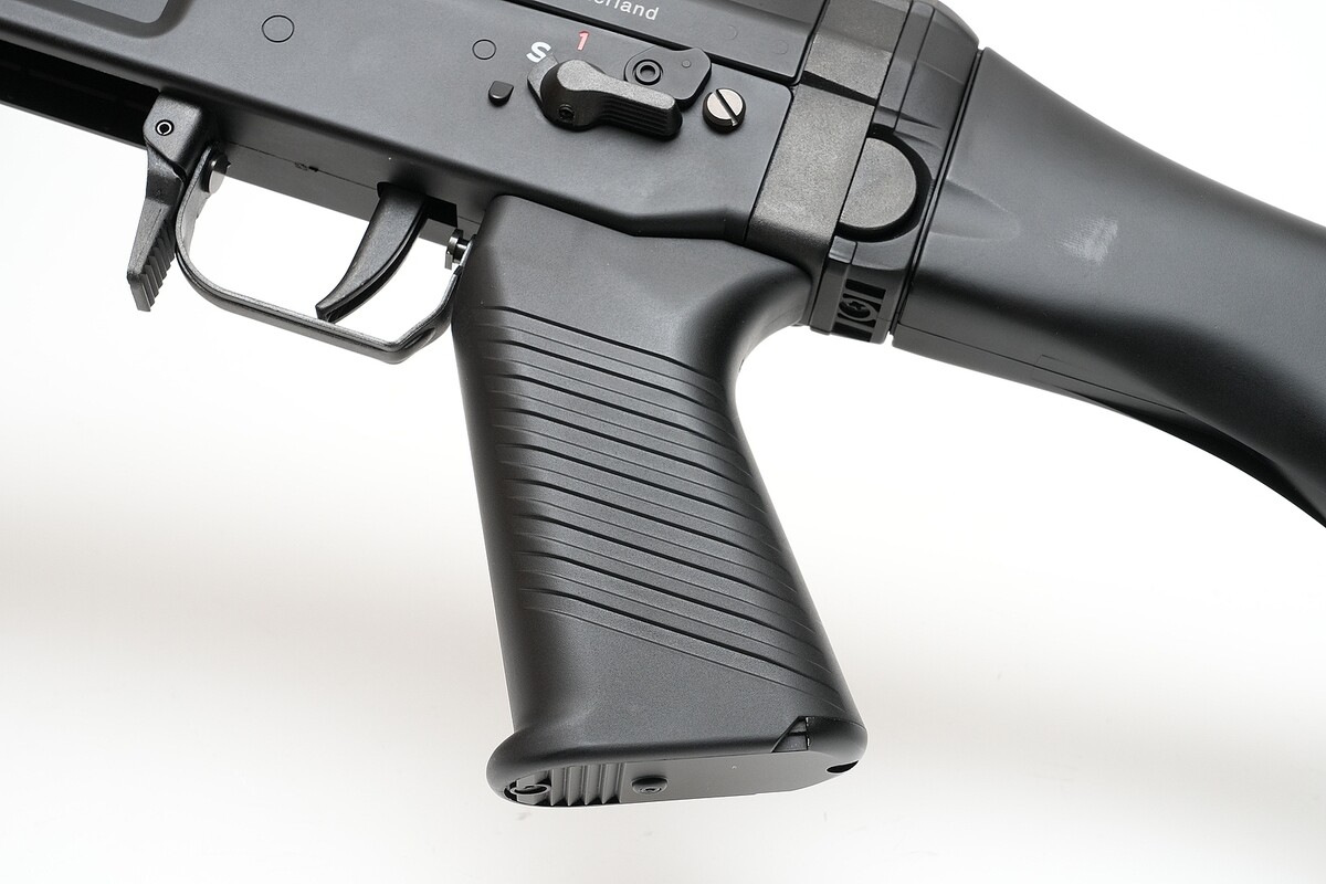 東京マルイ「SG553プラス」レビュー究極のサバゲー向きエアガン。その