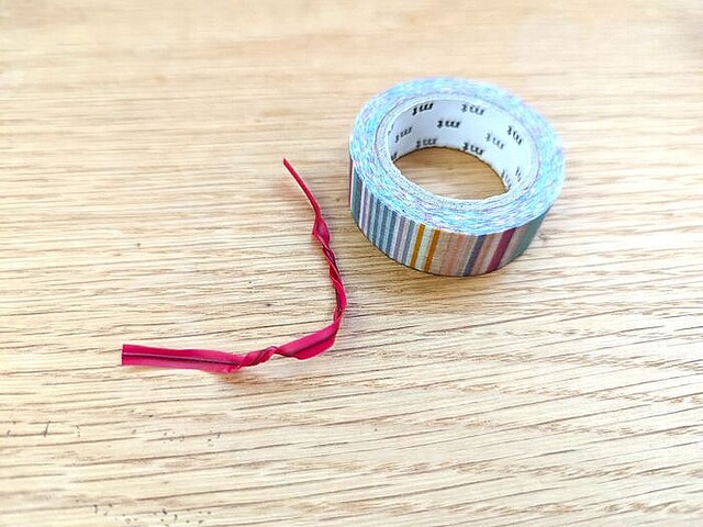 針金をビニールで包んだヤツ 捨てないで たった10秒で便利でかわいい家事グッズに変身 意外な大活躍 ライブドアニュース