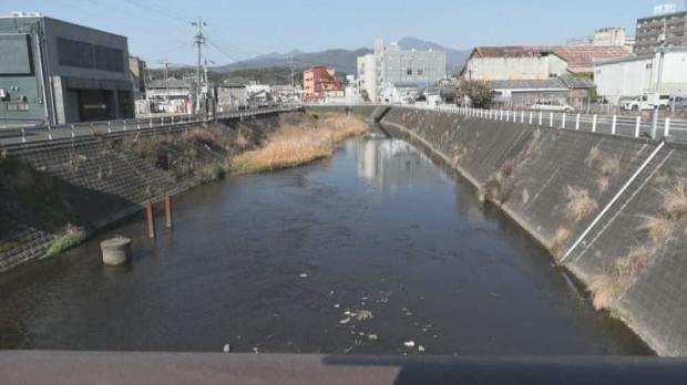 「川の中に人が落ちている」と110番通報、50代男性の死亡確認 鹿児島