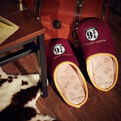 大人かわいい 9と3 4番線 ロゴ ベルメゾン ハリー ポッター 洗えるアップリケ刺繍スリッパ ライブドアニュース