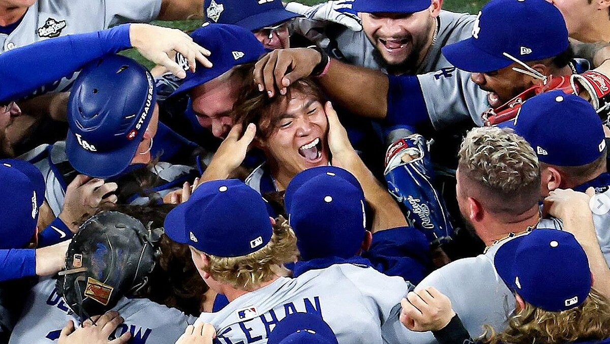 ����ͳ��������α��ˡ����ɥ���ー������1�������κ����ɤ򿶤��֤�ָ�˰���ʤ��סֲ��ٸ��Ƥⴶư�ץե����;��³��