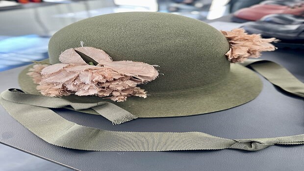 コムデギャルソンオムプリュス x HIZUME 帽子 2025 HIZUME COLLABORATION HAT OLIVE - COMME des GARÇONS HOMME
