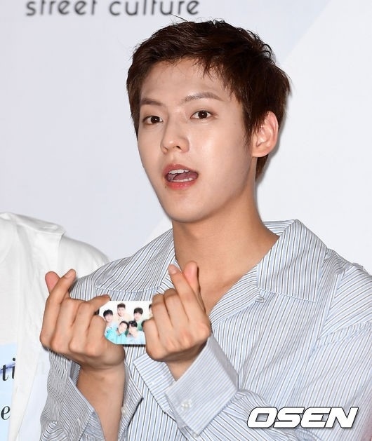 BTOB ミンヒョク、義務警察に合格…グループ2人目の入隊を発表「時期は