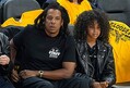 
NBA観戦に訪れたJAY-Zとブルー・アイビー
 - Thearon W. Henderson / Getty Images
