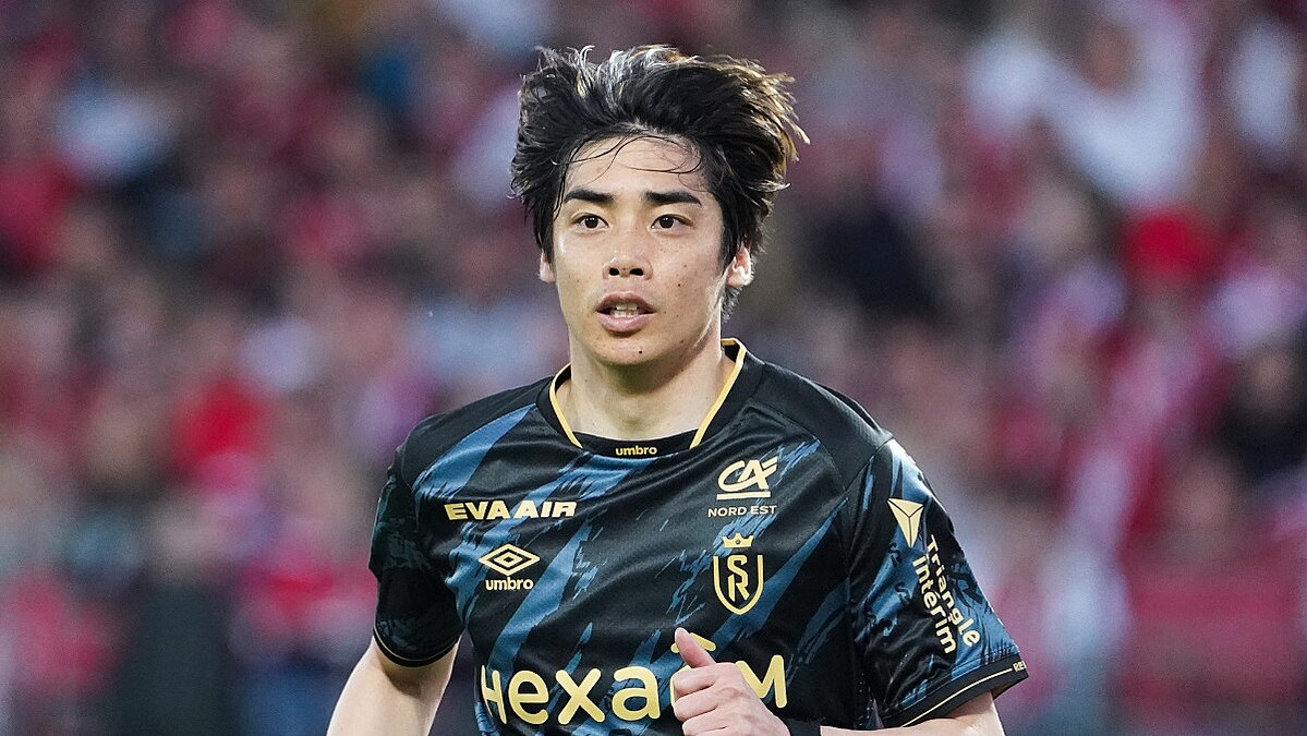 スタッドランス 伊東純也選手  ジャパンツアー 限定 缶バッジ スタッドランス ジャパンツアー 伊東純也 アクリルスタンド 2種セット