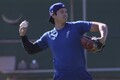 大谷翔平が自主トレでキャッチボール　...