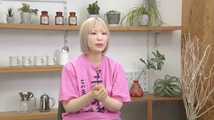 ヤバイTシャツ屋さん ありぼぼが苦しんだ“青色アレルギー”とは？