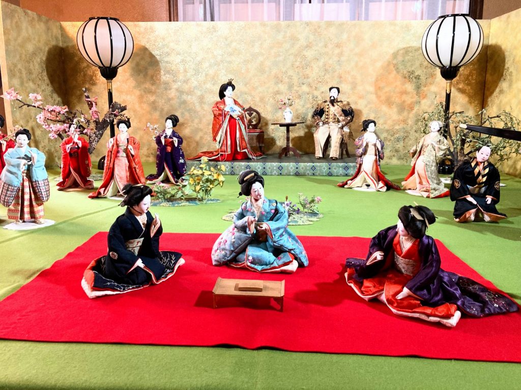 明治天皇の洋服姿、春を楽しむようすを表現...明治期にこうした“洒落”が〈2026年2月27日午後 兵庫県芦屋市〉