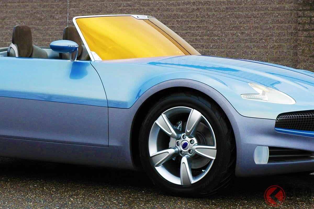 スバル製「“2人乗り”オープンカー」が楽しそう！ 伝統の「水平対向エンジン×4WD」で悪路に強い！ ジムニー並の地上高「200mm」を実現した ...