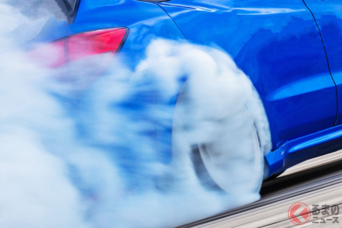 外国人男が「無車検・無保険のナンバーレス車」を運行し“逮捕”！ しかも「不正改造車でドリフト」… もはや「ルール守る気ゼロ」の“役満”違反者検挙事例を発表 愛知 - ライブドアニュース