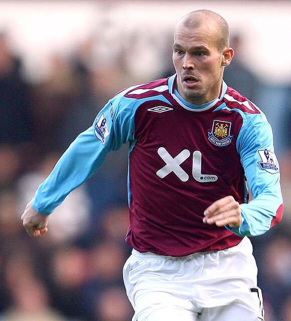 読み方わからん！胸に「謎スポンサーロゴ」のユニフォーム6選