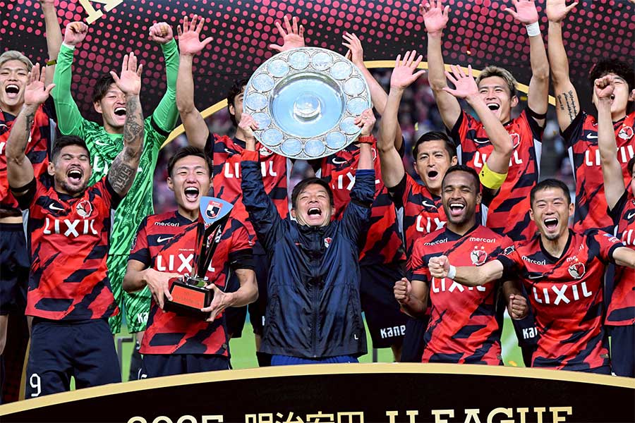 鹿島優勝時のゴール裏映像が話題【写真：徳原隆元】