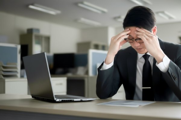 「どんな会社もマトモに思えるようになった」年収1200万円の男性が遭遇した底辺企業の実態