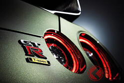 �ʤ�������GT-R�פβ��ʹ�ƭ³���� 7000���ߤθ��θ����ġ֤ɤ�ʿ͡פ��㤦�Ρ� �۾����ŻԾ�μ��֤Ȥ�