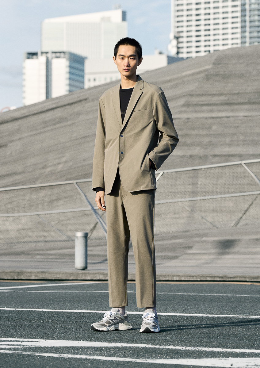 新品 ニューバランス スーツ 上下 THE CITY レディース ビジネス M