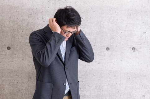 「社長に報告したくない」と決算の印鑑を押さないトンデモ上司　責任は部下が取る異常事態