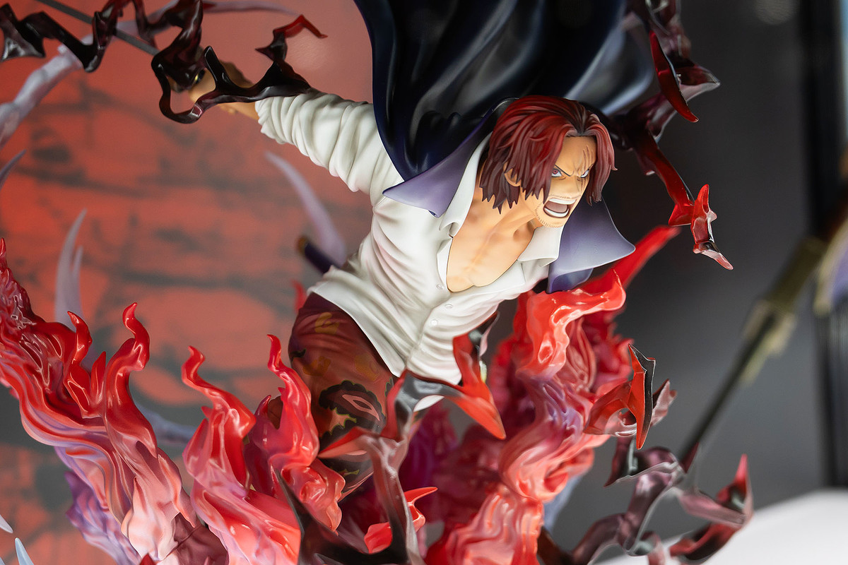 ワンピース「P.O.P. 赤髪のシャンクス“神避”」やカグラバチ「六平千鉱