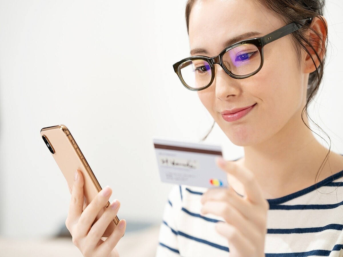  定期預金で手持ち資金を確実に増やしていくなら、SBJ銀行の「100万円上限定期預金＜ミリオくん＞」（1年・金利1.25％、税引前）は注目度の高い商品です。100万円を1年間預けると、利息はいくらになるのかシミュレーションしてみました。※サムネイル画像：PIXTA 