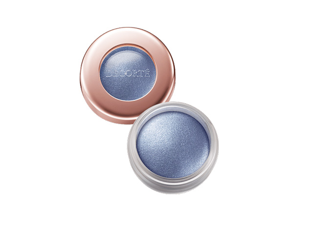 単色でも立体感 涼やかな目元になるブルーアイシャドウ4選 Peachy ライブドアニュース