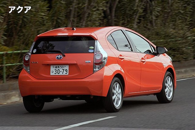 同じシステムを搭載 トヨタ ヴィッツ ハイブリッドはアクアと何が違うのか ライブドアニュース