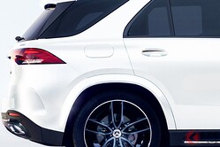  ���餵�줿�ǥ�����˥��ݡ��ƥ�����̥�Ϥ����°����Ф�GLE���ɲå�ǥ�  