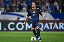 町田浩樹がブンデスリーガに挑戦？【写真：徳原隆元】