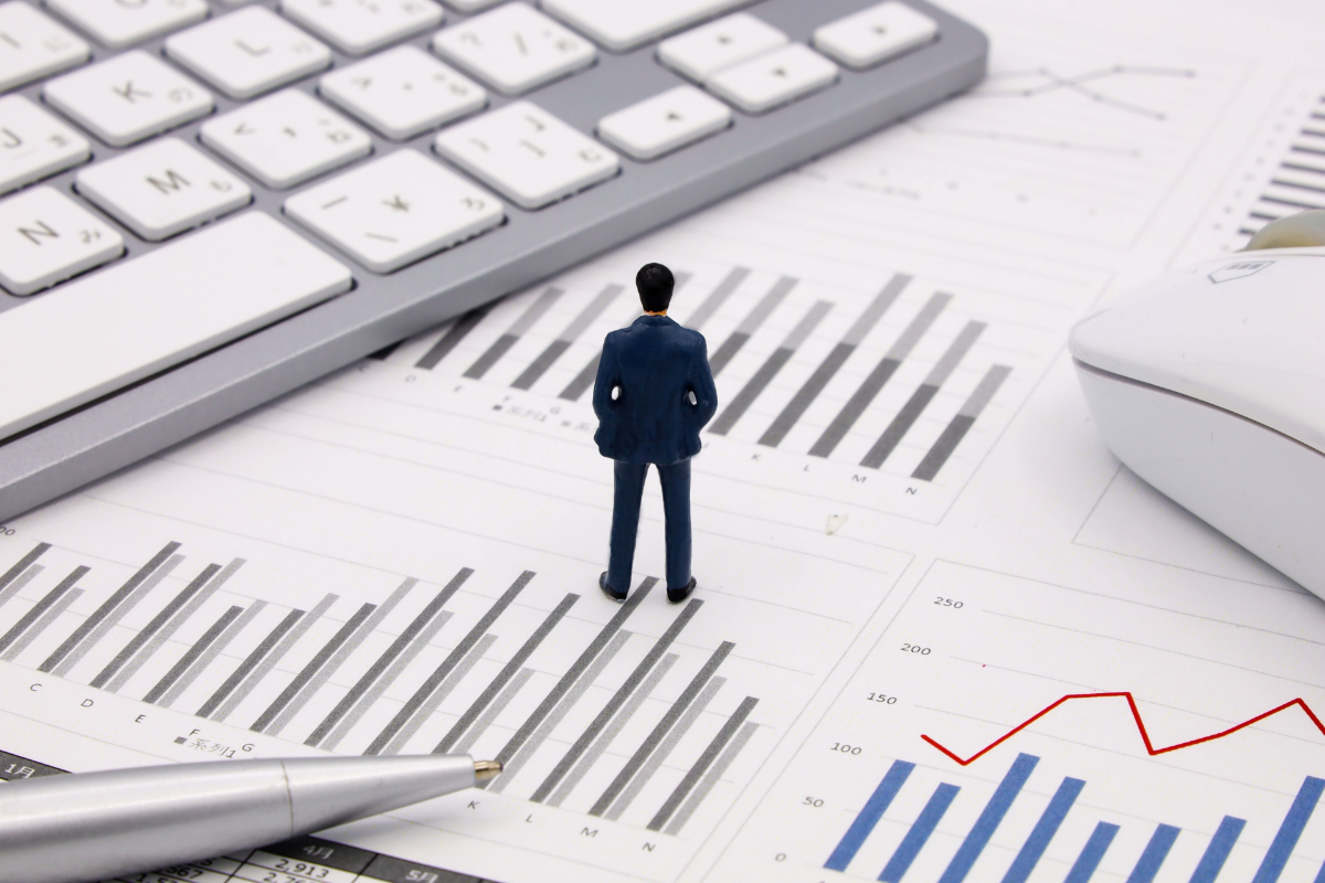 大企業の課長」の平均年収は1000万円超 高収入を狙える職種ランキング (2025年12月29日掲載) - ライブドアニュース