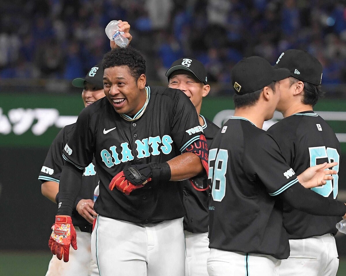 ジャイアン 小さ 阿部 オーセンティック ユニホーム