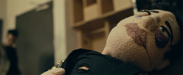Blackmagic Design製品事例:Panic! At The DiscoのMV「Dancing’s Not a Crime」の場合