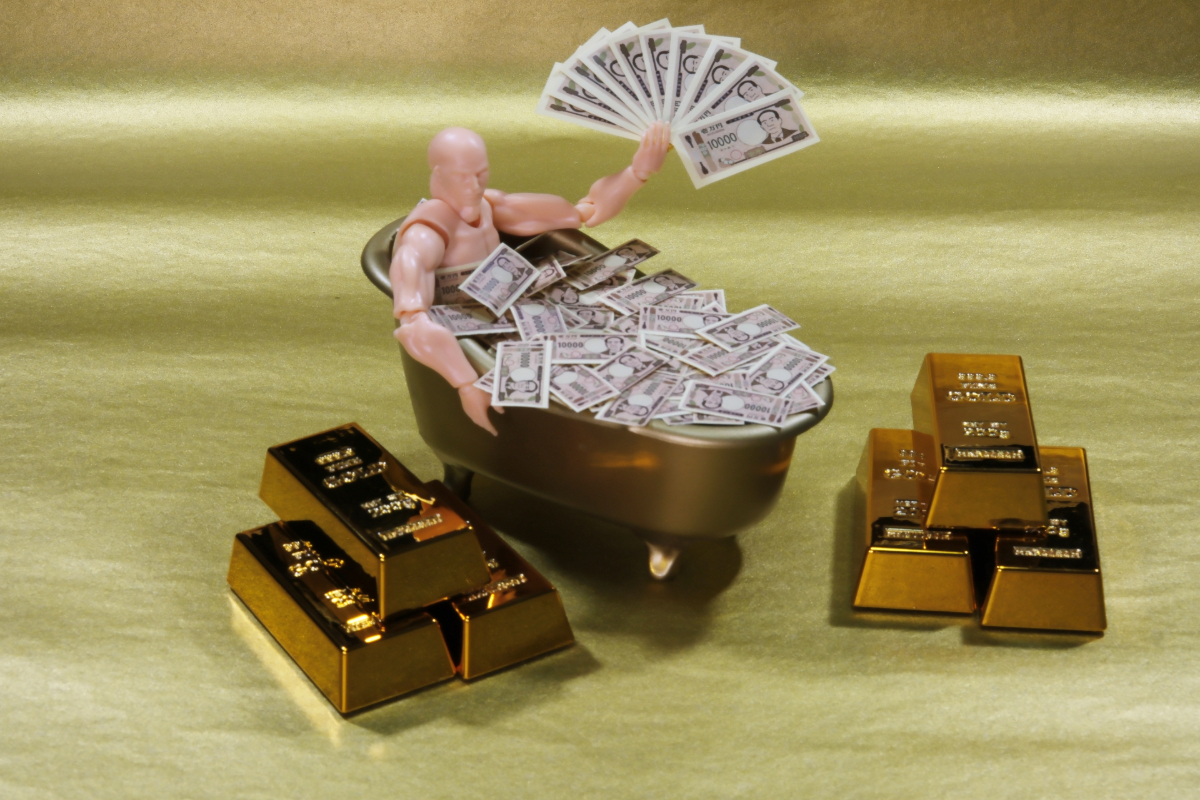 ふるさと納税で高額寄付】“100万円ほどのふるさと納税”で「純金製の文鎮」がもらえる!? 金相場も高騰しているようなので、“年収400万円”のわが家でも控除上限額を気にせず「買い」ですか？  - ライブドアニュース