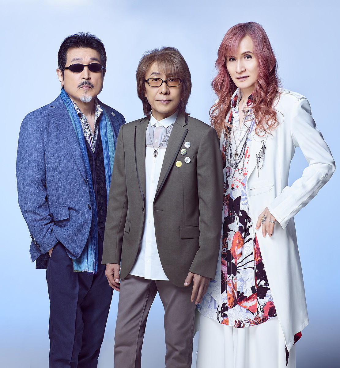 THE ALFEE「Crossroad -愛の免許返納-」ジャケット写真公開！初回