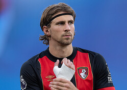 PSG�ؤΰ��Ҥ�ǻ���Ȥʤä����Х�ˡ� photo/Getty Images