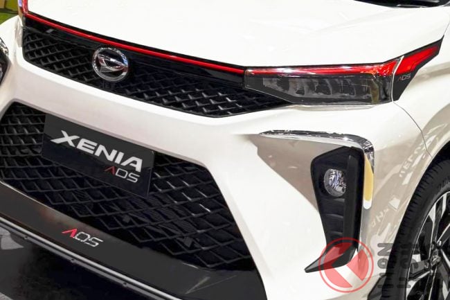 ダイハツ新「コンパクト“ミニバン”」登場! 約210万円&MT仕様あり! 精悍エアロ仕様&“赤いアクセントライン”が超カッコイイ「セニアADS」尼国で登場