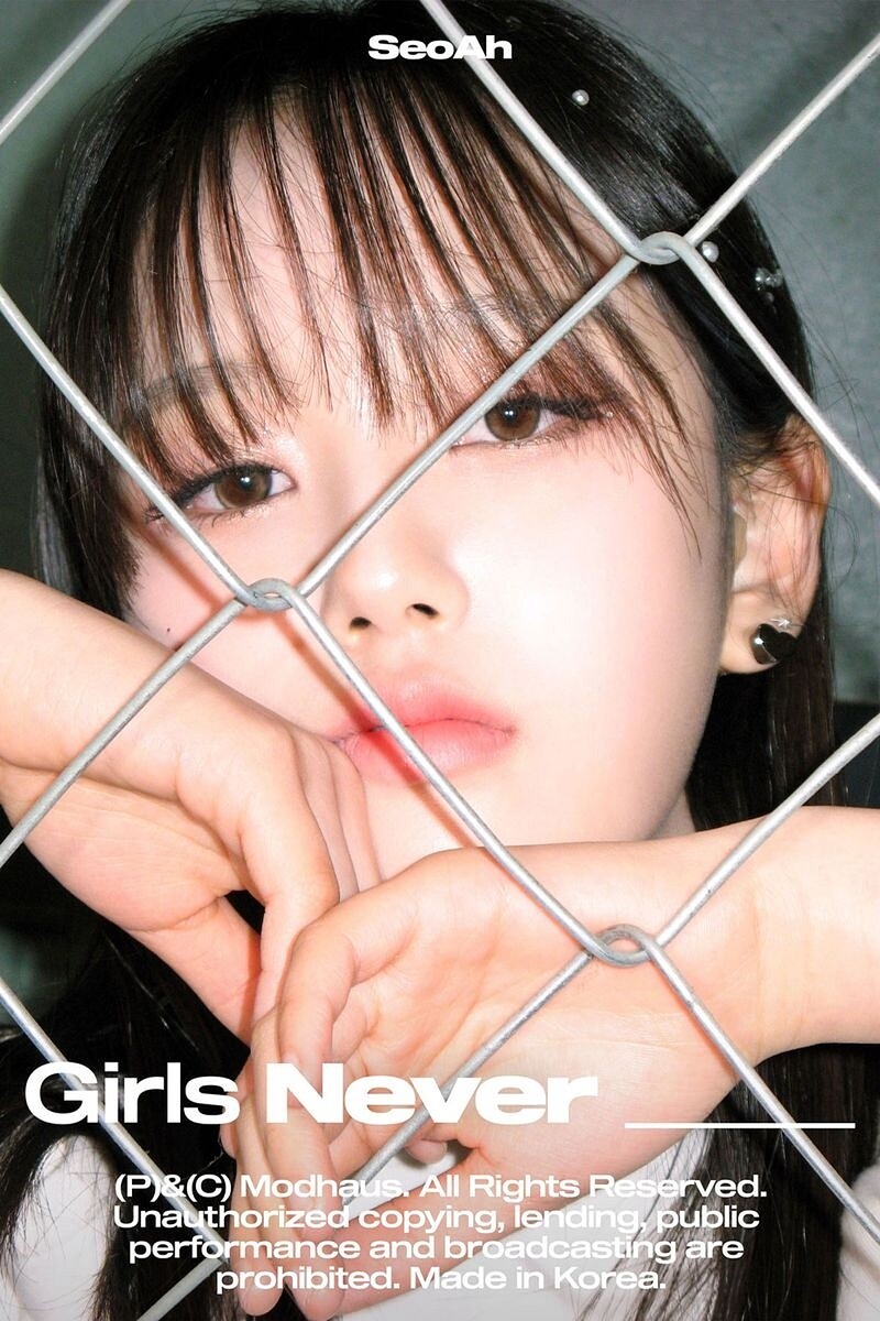 tripleS tripleS objekt AA352 ソア objekt AA352 Soah