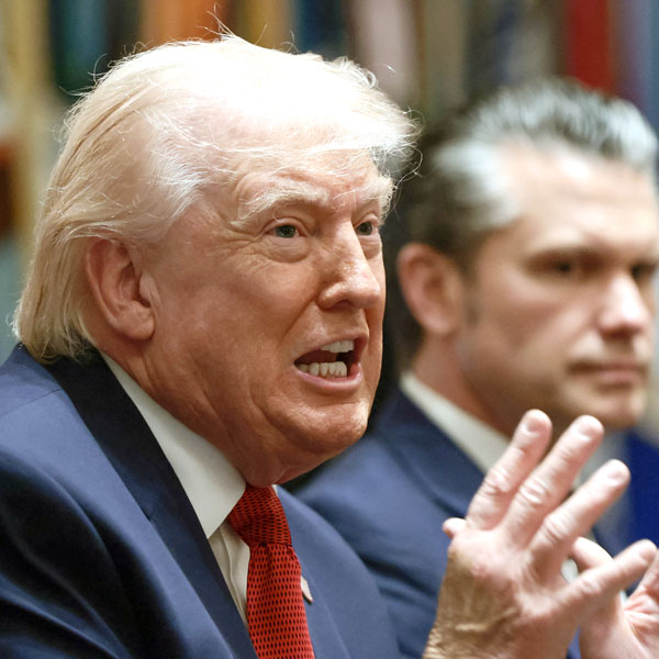 またもや冗舌で自画自賛(C)ロイター