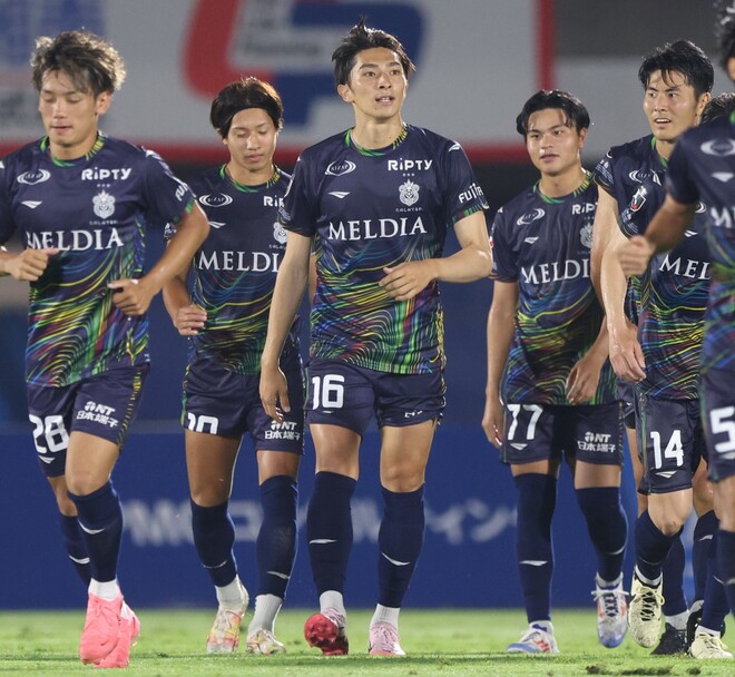 磐田戦でJ1初ゴールを挙げた根本。写真:永島裕基