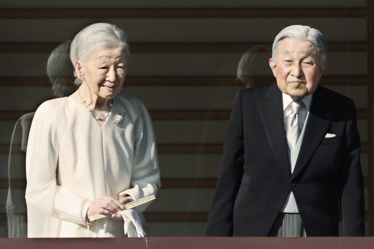 お手振りなしが波紋を呼んだ美智子さまのご心中、エッセイストが言及